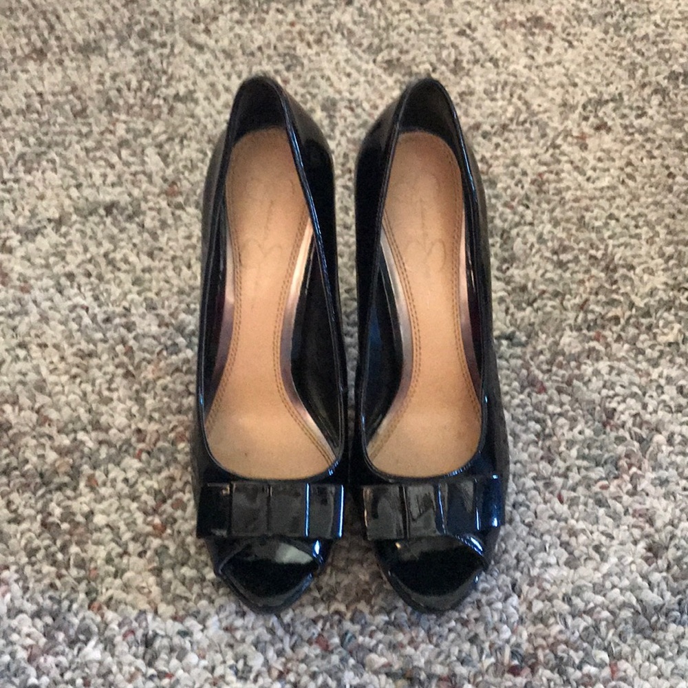 Jessica Simpson peep toe pumps